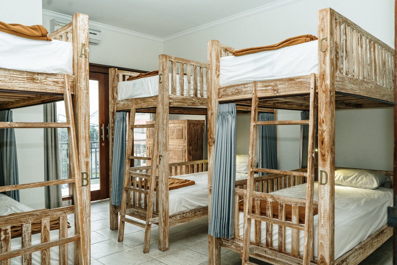 Mixed Dormitory Room